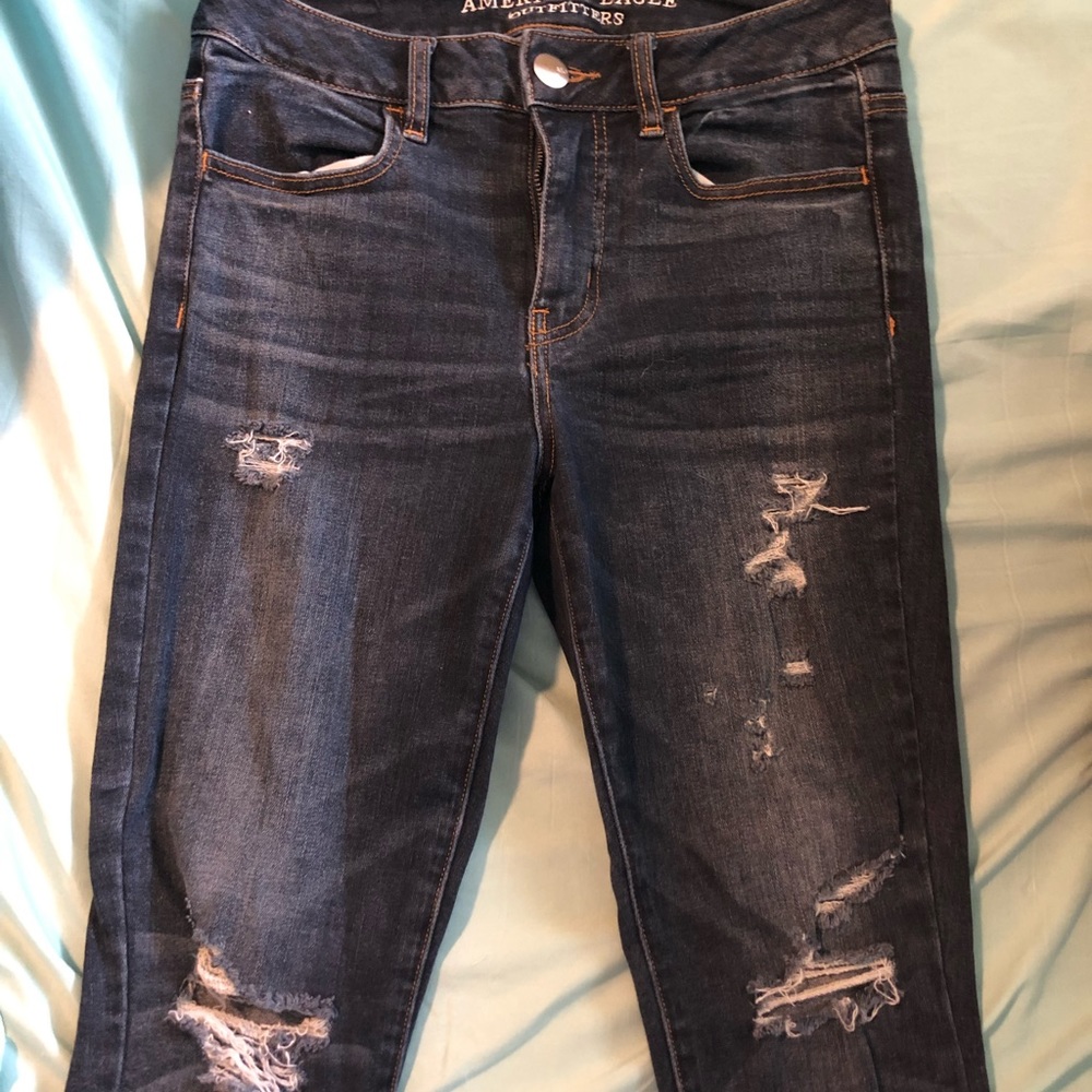 American eagle distressed jeans